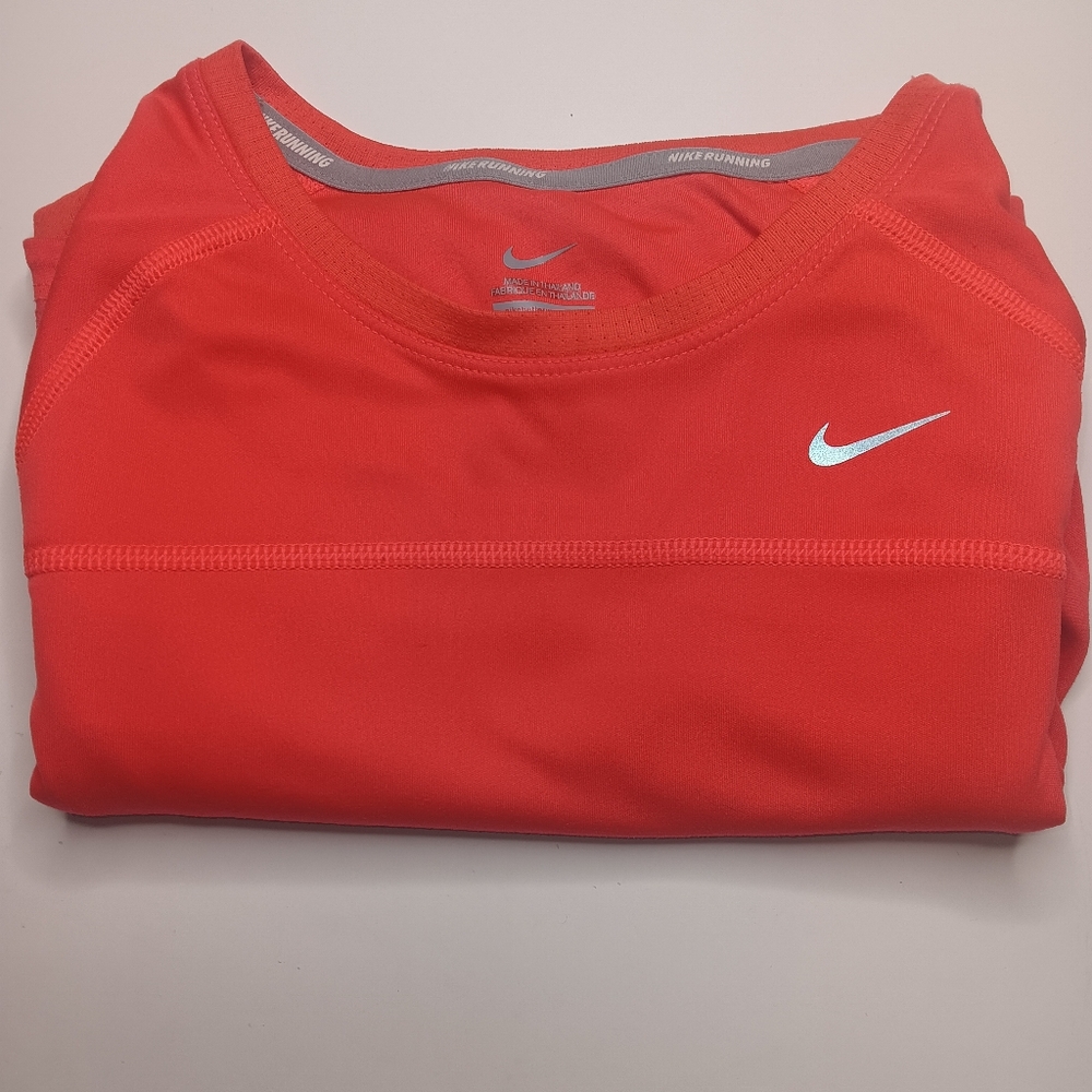 Nike Dri-FIT UV Long-Sleeve Crew-Neck Running Top